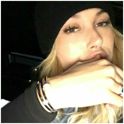 Hailey Baldwin Snap