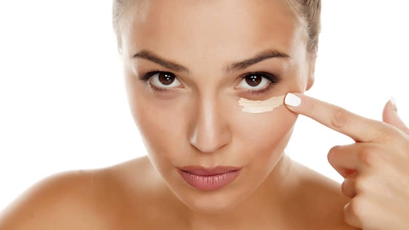 Use Concealer to Hide Dark Circles