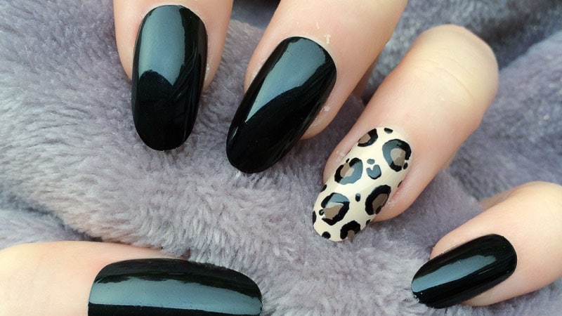 Oval Nail Shape